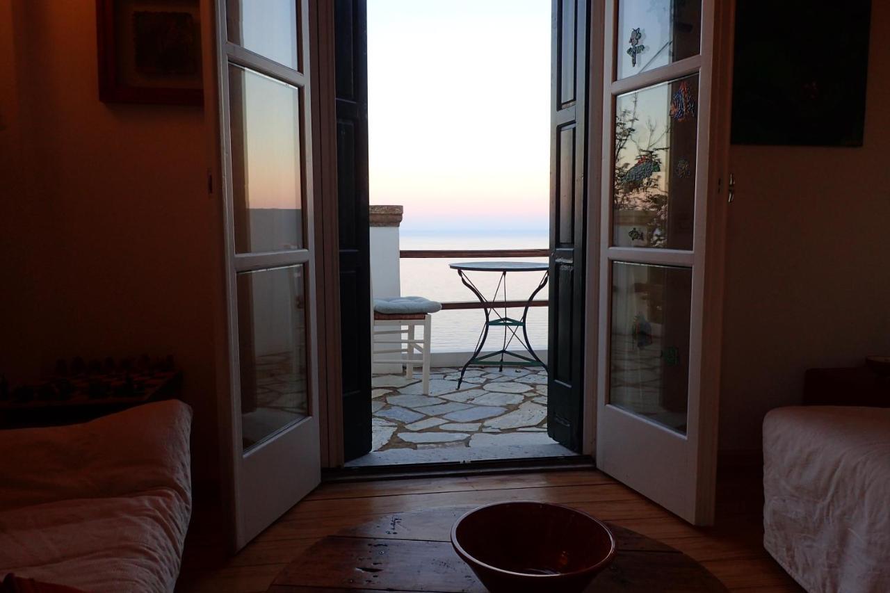Eastern Wind Home Skyros Bagian luar foto